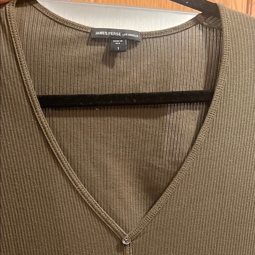 James Perse Olive Green Maxi/mid. EIC Size 1

Worn once.  Buttons ornamental